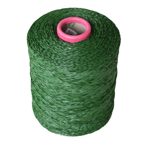 Synthetic grass yarn for landscaping